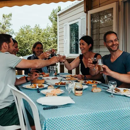 Campingplads Mobil Xxl 4 - Le Giessen